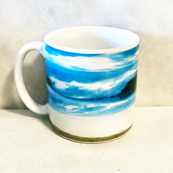 Walt Disney World Pluto Ceramic Coffee Mug - Picture 2 of 6